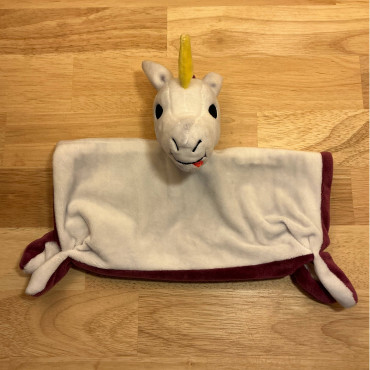 Doudou licorne