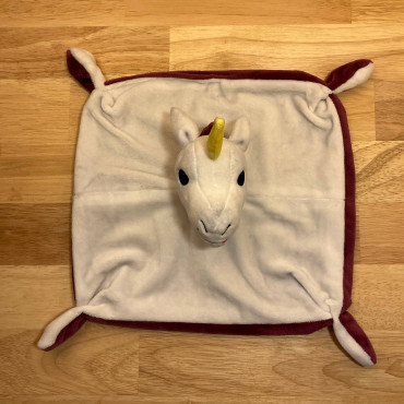 Doudou licorne