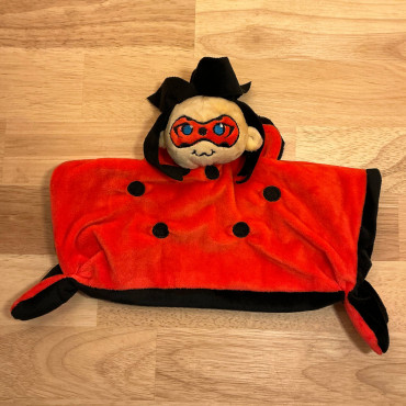 Doudou coccinelle