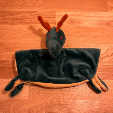 Doudou dragon cornu